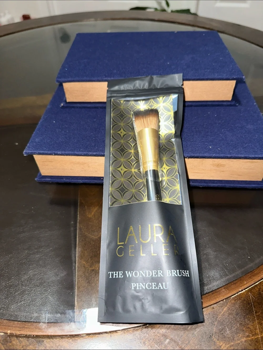 Laura Geller Gold & Brown Wonder Brush - Multi-Use Face Brush
